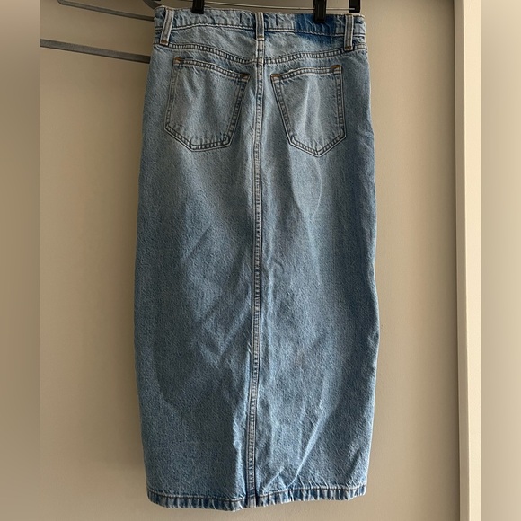 Abercrombie & Fitch denim midi skirt- size 24- light wash - Picture 8 of 9